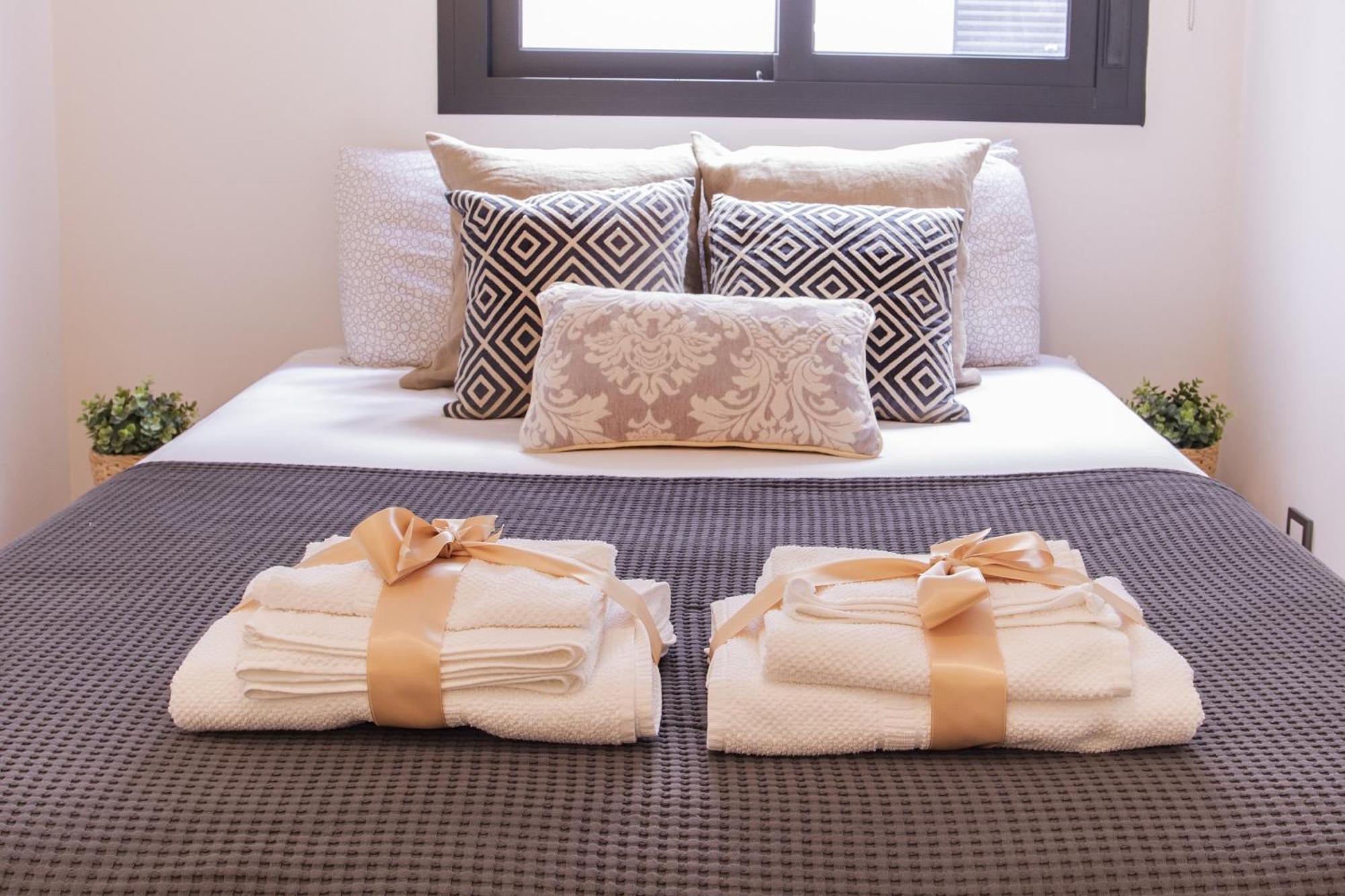 -Malagasunapts- Rooftop Pool & Free Parking 외부 사진